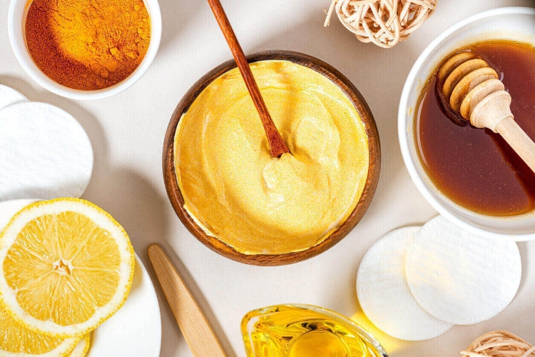 Mutfaktaki Malzemeler ile Yaşlanma Lekelerini Giderin-1