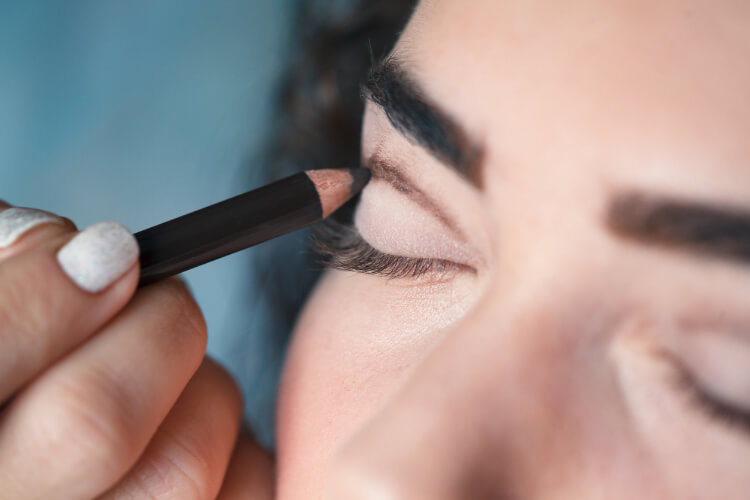 Gözlerinizi Cut Crease ile Belirginleştirin-1