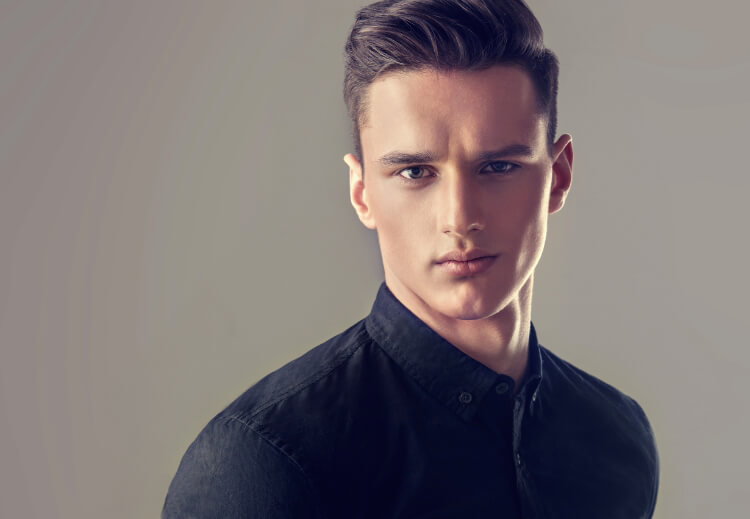 Erkekler için Yandan Ayrılmış Saç Modelleri-3