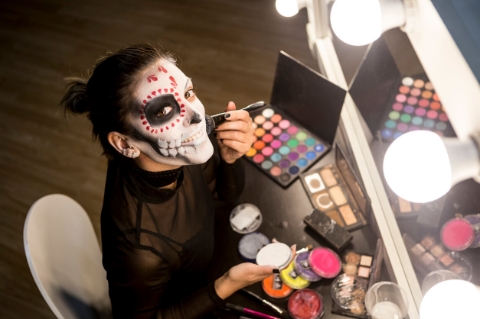 4 Sıra Dışı Cadılar Bayramı (Halloween) Makyajı -2 - Saç Bakım Güzellik
