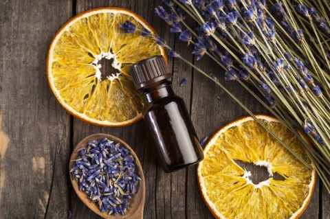 Daha Rahat Bir Uyku İçin 6 Aromatik Yağ-6