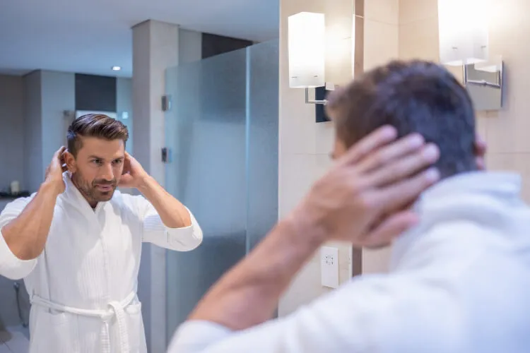 Erkeklere Özel Saç Bakım Tüyoları: Kepeği Önleyin-3 - Saç Bakım Güzellik