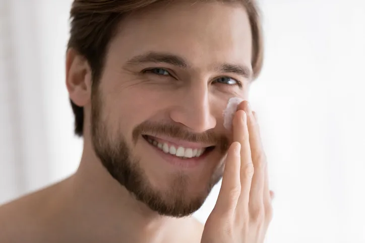 Erkeklere Özel Yüz Bakım Rehberi-3 - Saç Bakım Güzellik
