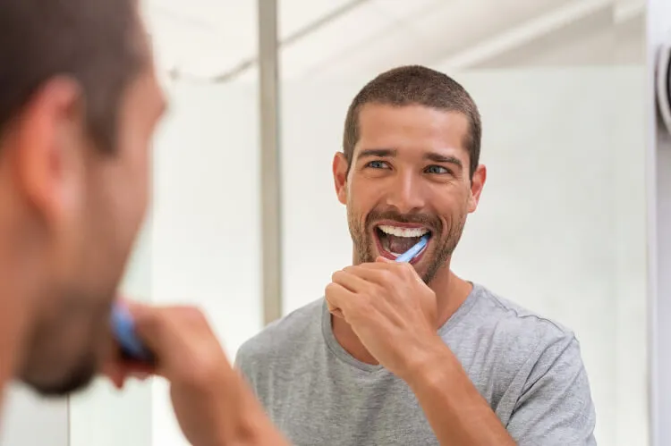 Evde Dişlerinizi Doğal Olarak Beyazlatmanın 5 Yolu-5 - Saç Bakım Güzellik