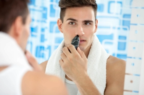 Erkeklere Özel Burun Tüylerini Alma Rehberi-2 - Saç Bakım Güzellik