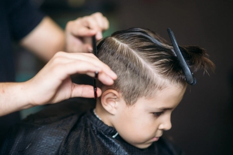 Erkek Çocuk Saç Kesimi-2 - Saç Bakım Güzellik