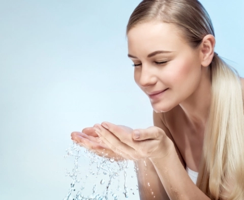 Makyaj Temizleme Suyuyla İlgili Bilgiler!-6 - Saç Bakım Güzellik