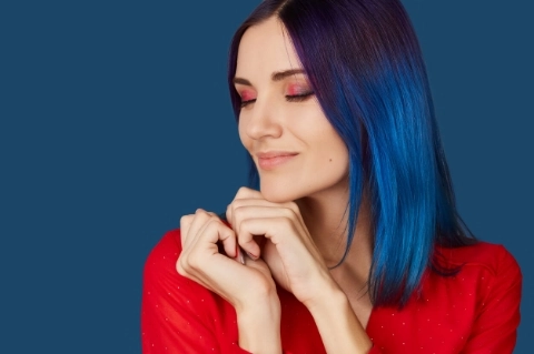 Uçları Mavi Saç Rengi Hakkında Merak Edilenler -2 - Saç Bakım Güzellik
