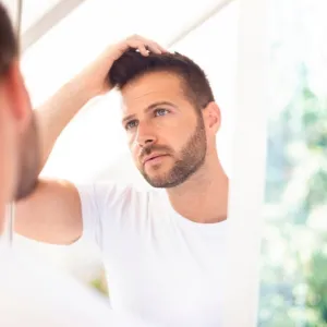 Erkeklerin Saçları Neden Yağlanır? - Saç Bakım Güzellik