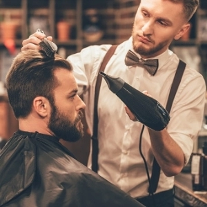 Erkek Saç Düzleştirme Yöntemleri Nelerdir? - Saç Bakım Güzellik