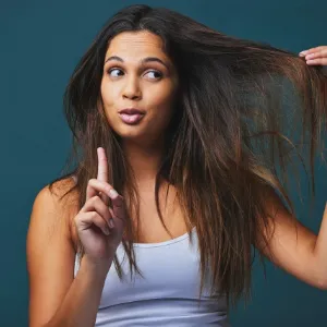 Matlaşmış Saçlarınız İçin Yapabileceğiniz Bakım Tüyoları  - Saç Bakım Güzellik